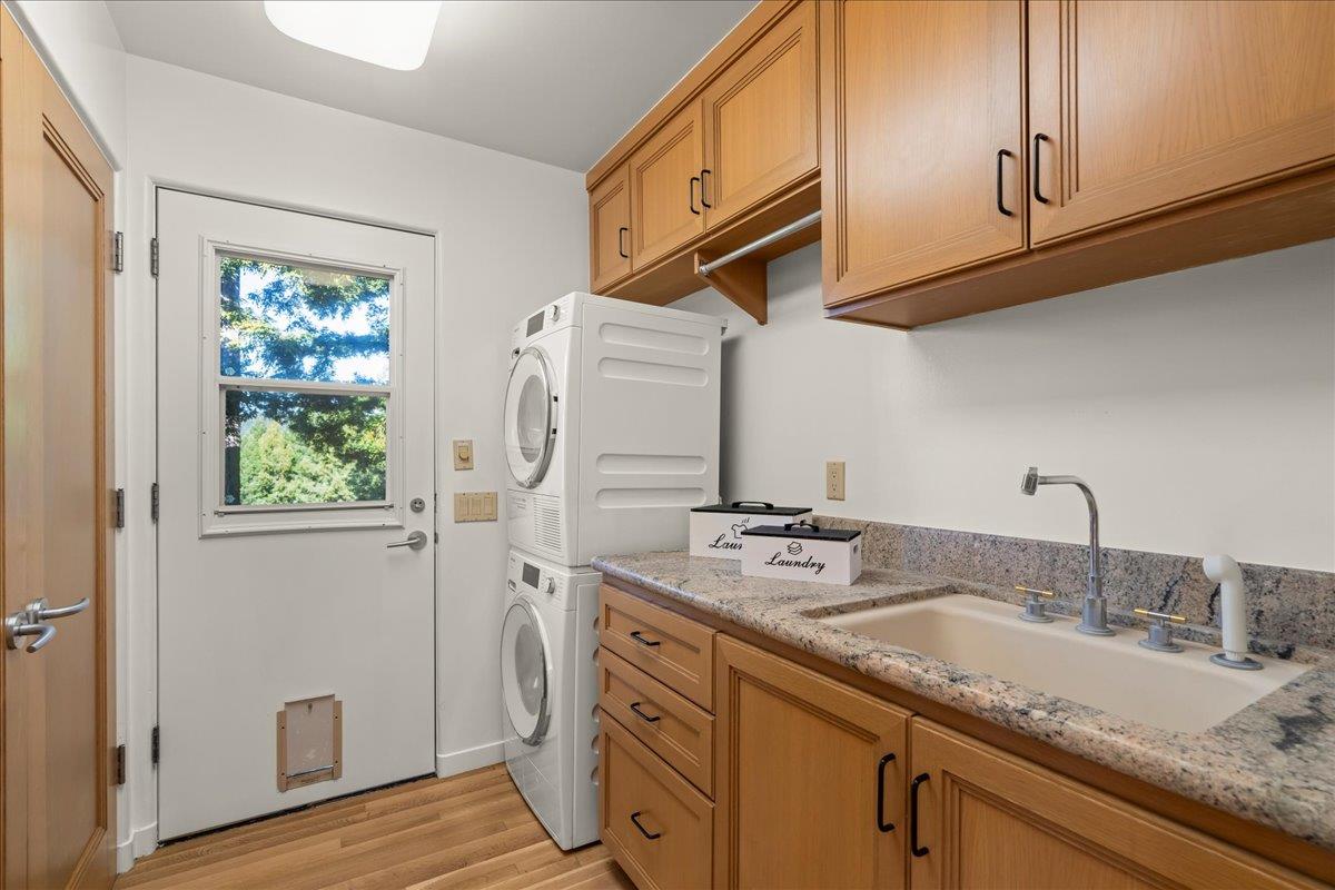 7 No Name Road Los Gatos, CA 95033 - Photo 37 of 49 a bathroom with a sink and a mirror