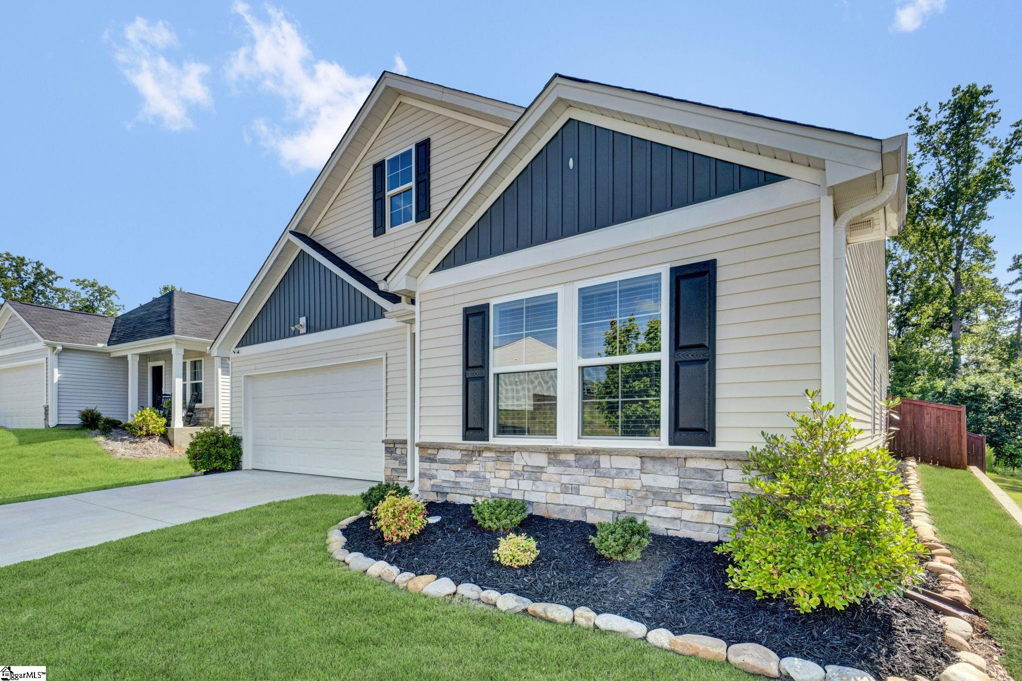 404 Anna Gray Circle Easley, SC 29640 - Photo 2 of 48