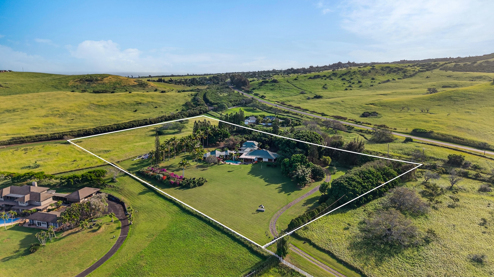 56-2878 Puakea Bay Road Kamuela, HI 96743 - Photo 24 of 25 a view of a pool from a balcony