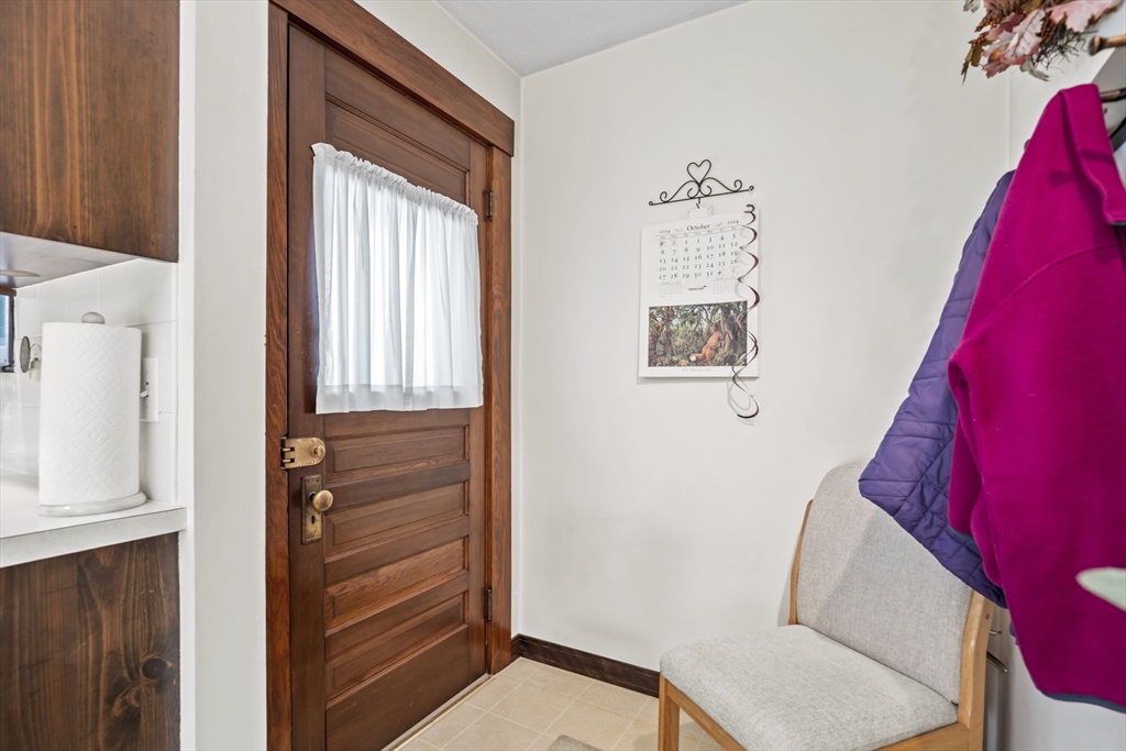 212 Elm Street Amesbury, MA 01913 - Photo 17 of 41 a bathroom with a toilet and a shower