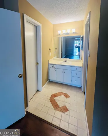 $150,000 | 2092 South Sherwood Drive, Unit G52, Valdosta, GA 31602