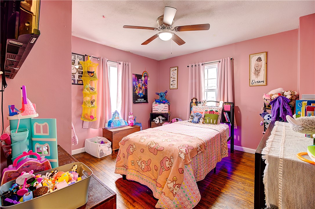 33 Maple Leaf Road Burrillville, RI 02826 - Photo 18 of 34