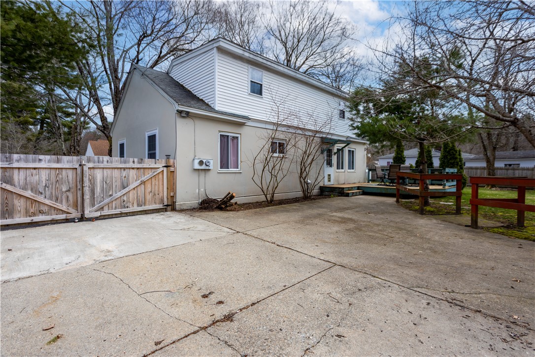 33 Maple Leaf Road Burrillville, RI 02826 - Photo 26 of 34