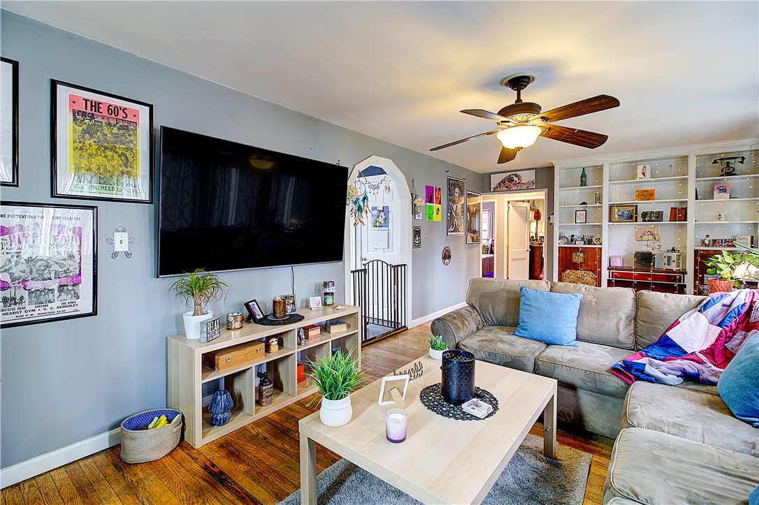 33 Maple Leaf Road Burrillville, RI 02826 - Photo 8 of 34