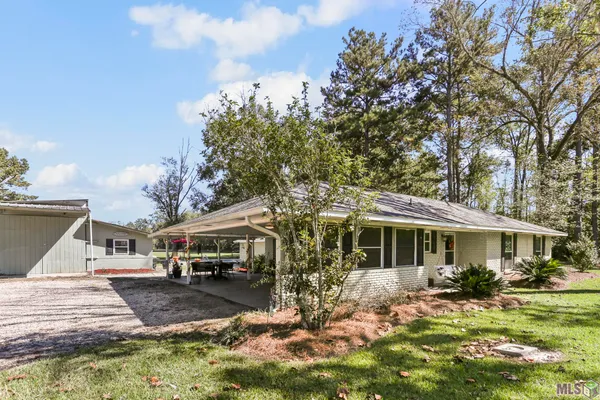 $399,000 | 17626 Blackwater Road, Zachary, LA 70791