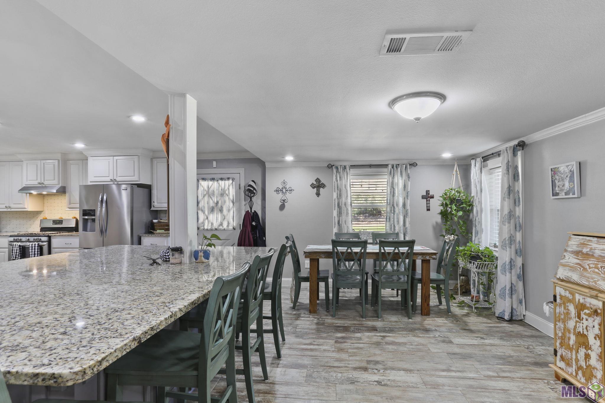 17626 Blackwater Road Zachary, LA 70791 - Photo 3 of 16