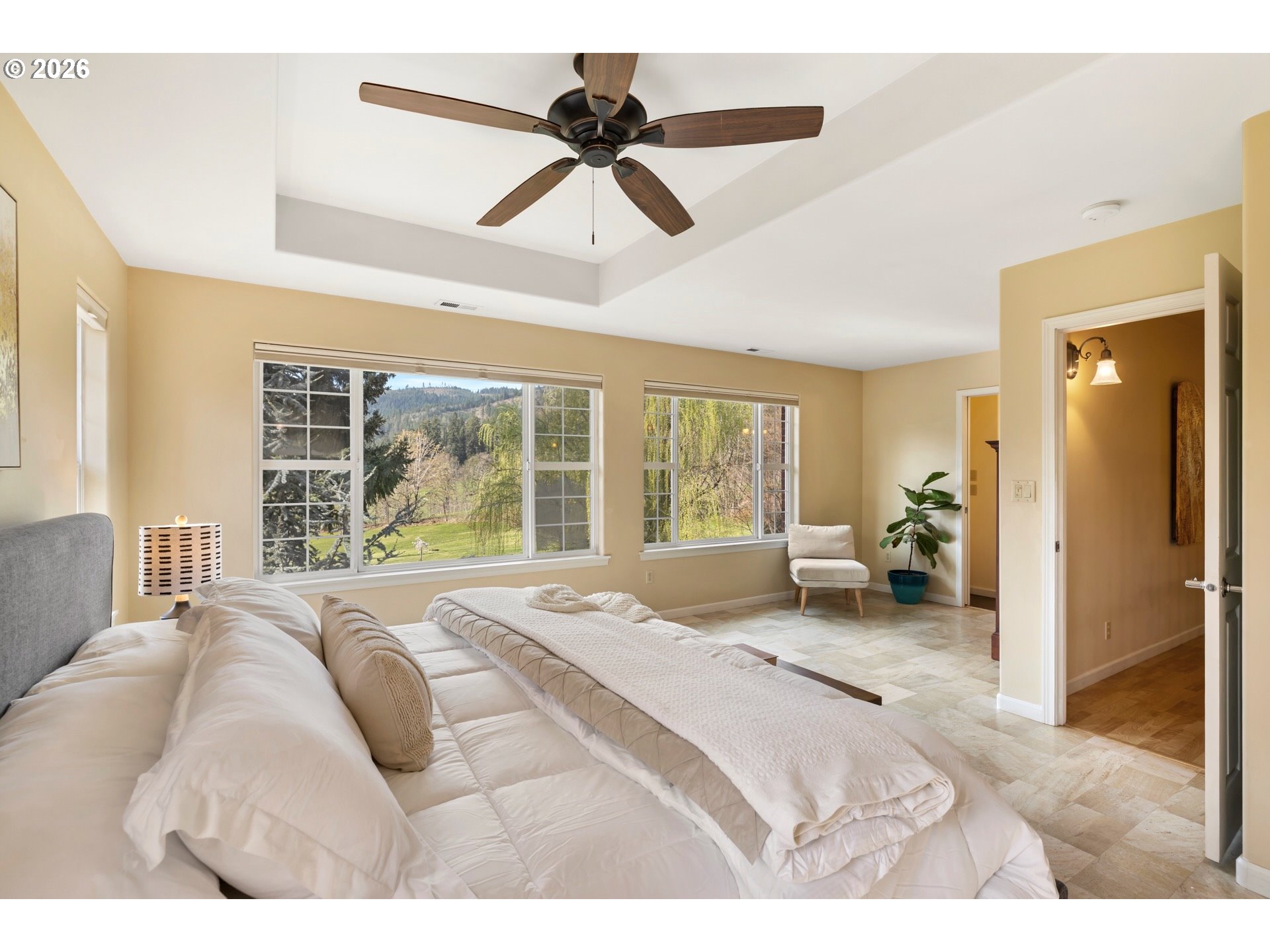 4050 Sylvester Drive Hood River, OR 97031 - Photo 23 of 48