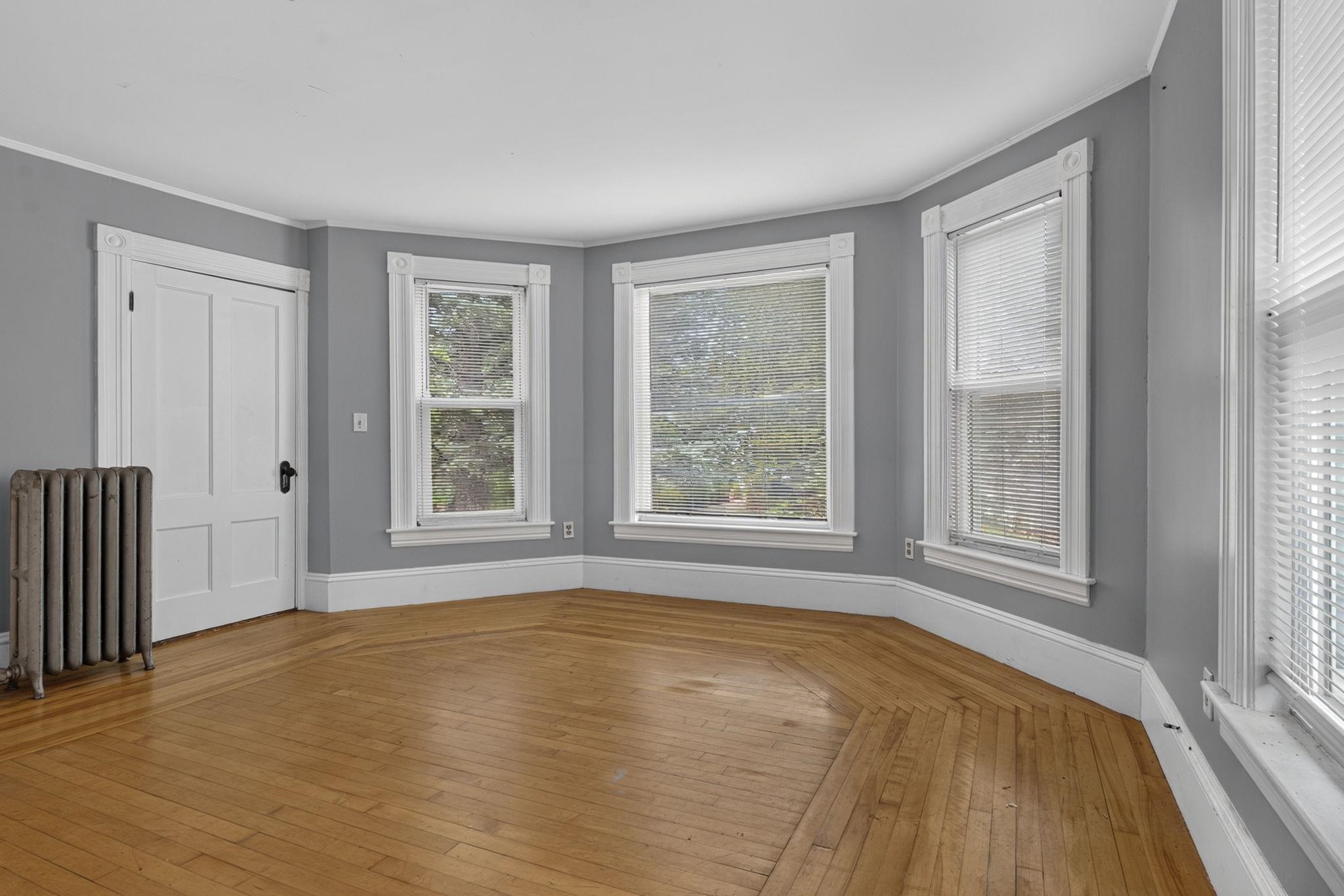 414 Walnut Street Manchester, NH 03104 - Photo 16 of 54