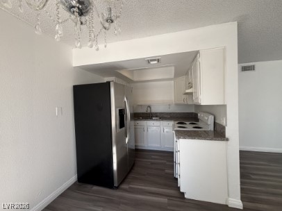 1364 Pattee Circle, Unit B Las Vegas, NV 89119 - Photo 6 of 19