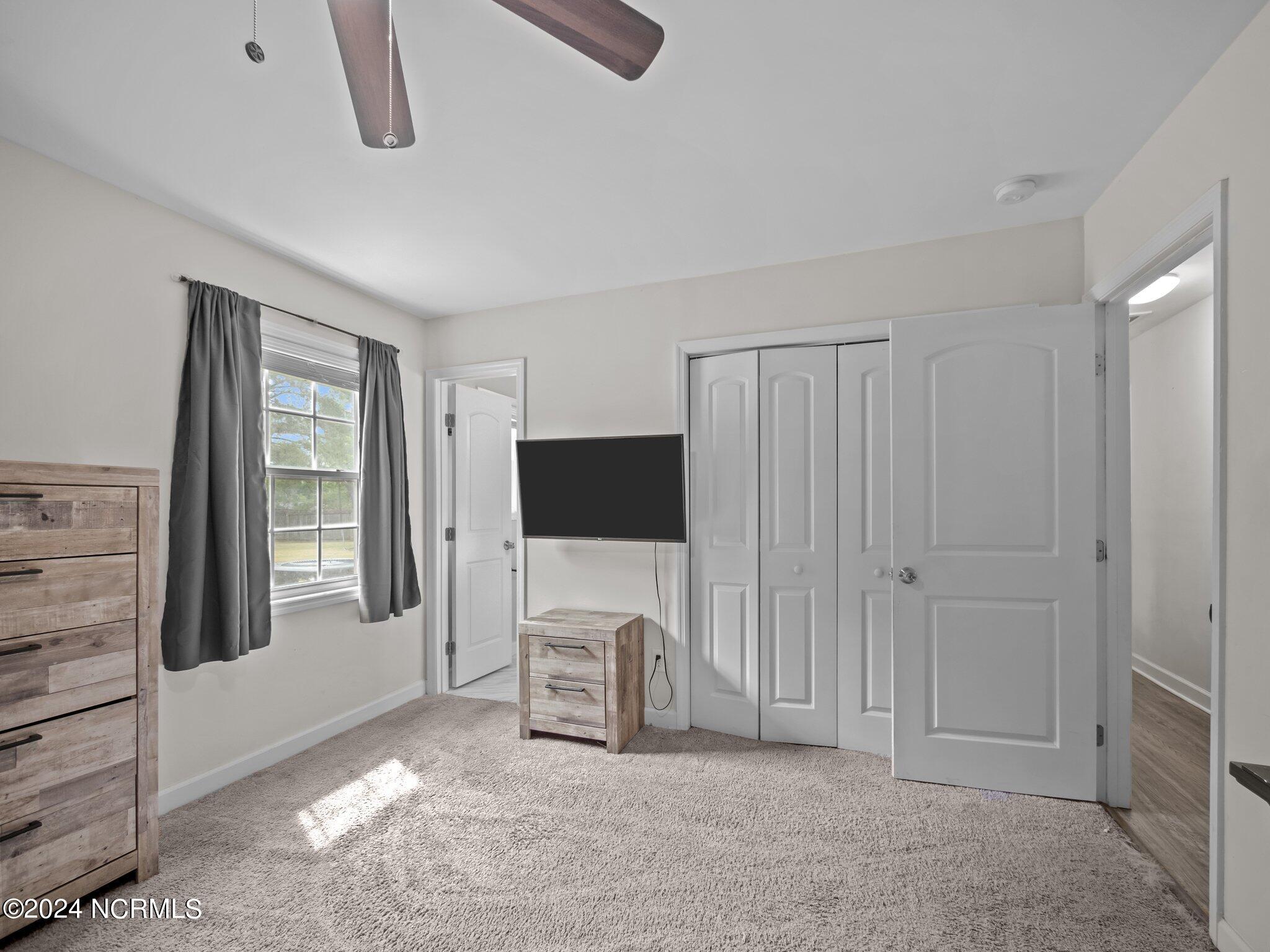332 Riggs Road Hubert, NC 28539 - Photo 22 of 43 38-web-or-mls-P6210128