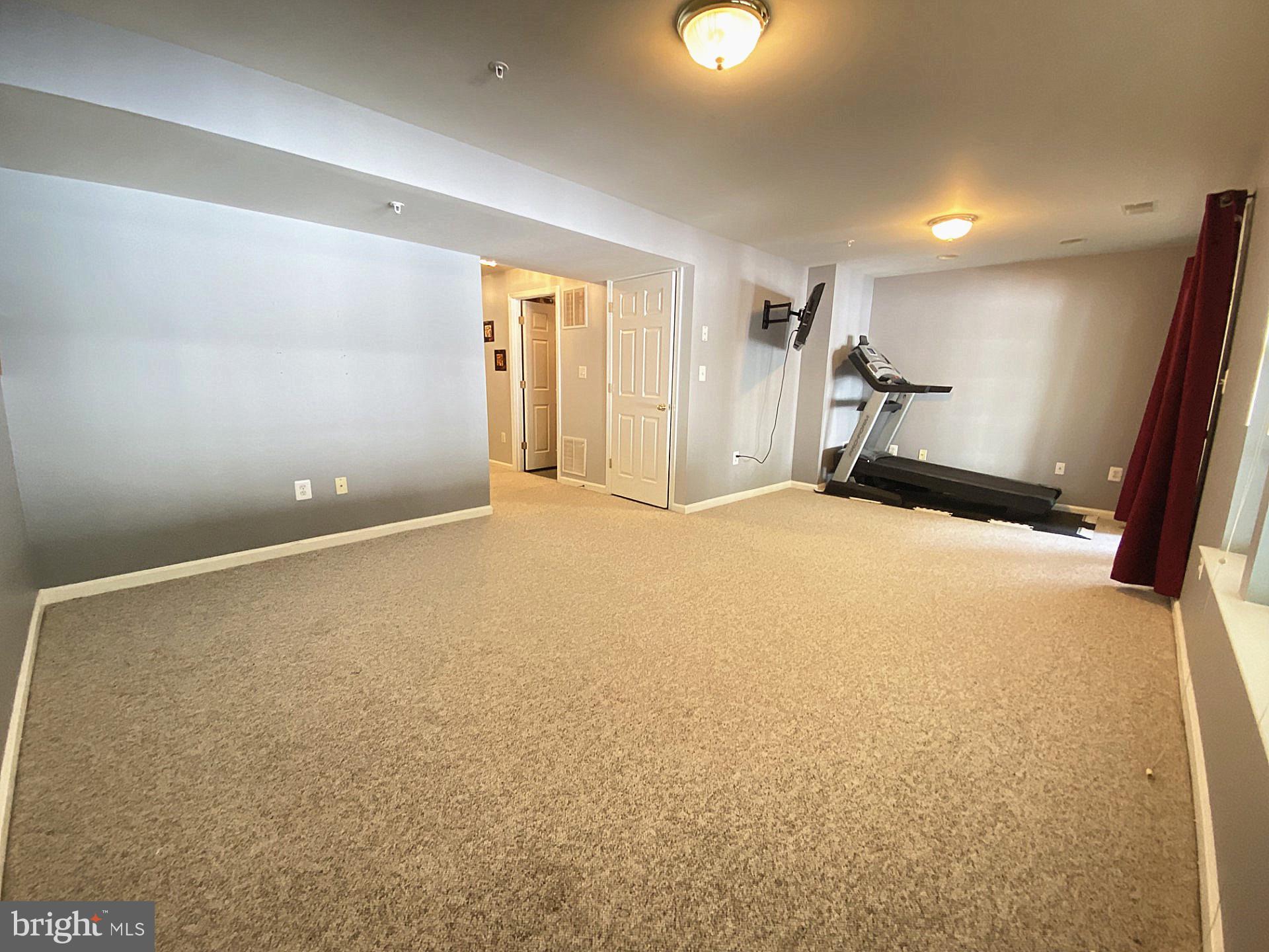 18844 Broken Oak Road Boyds, MD 20841 - Photo 32 of 42