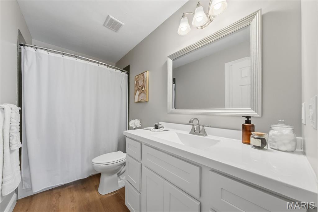 1805 Sumter Ridge Court Chesterfield, MO 63017 - Photo 32 of 47