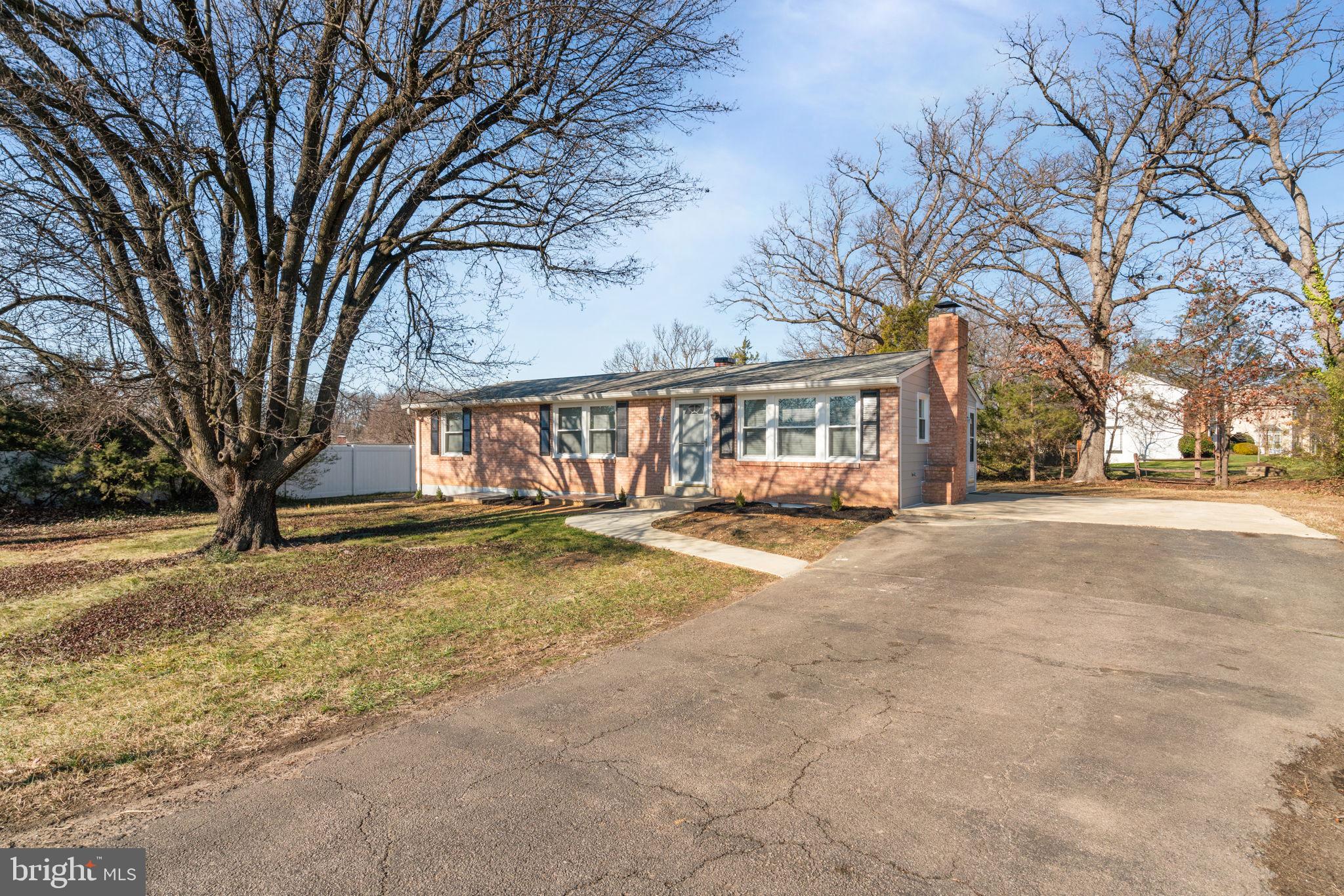 4804 Franconia Road Alexandria, VA 22310 - Photo 2 of 40