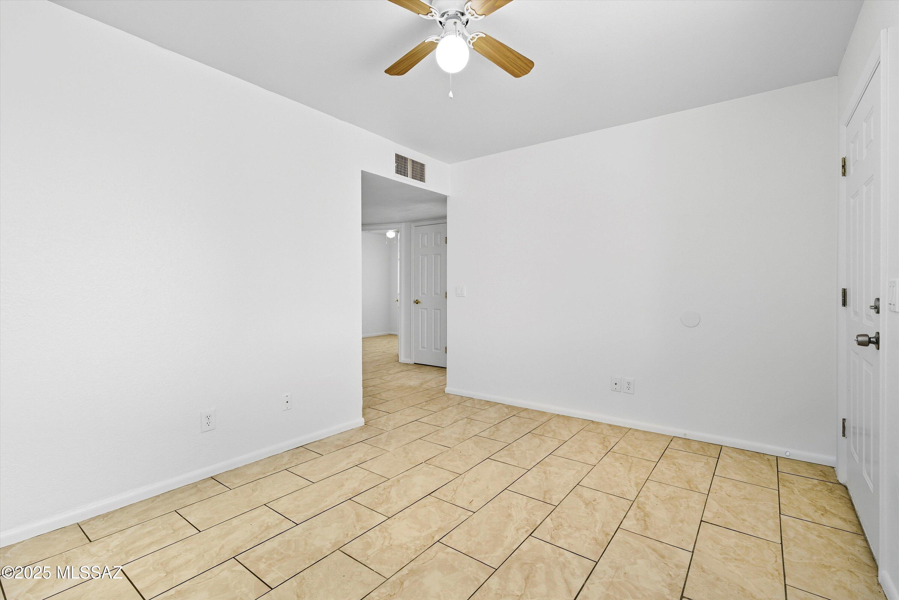 422 Via Calandria Rio Rico, AZ 85648 - Photo 19 of 31