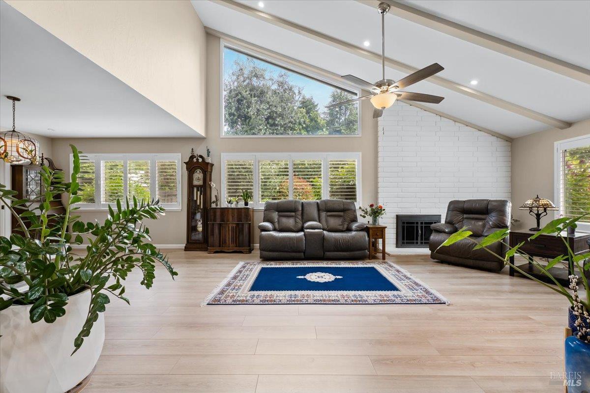 6505 Stonecroft Terrace Santa Rosa, CA 95409 - Photo 7 of 59