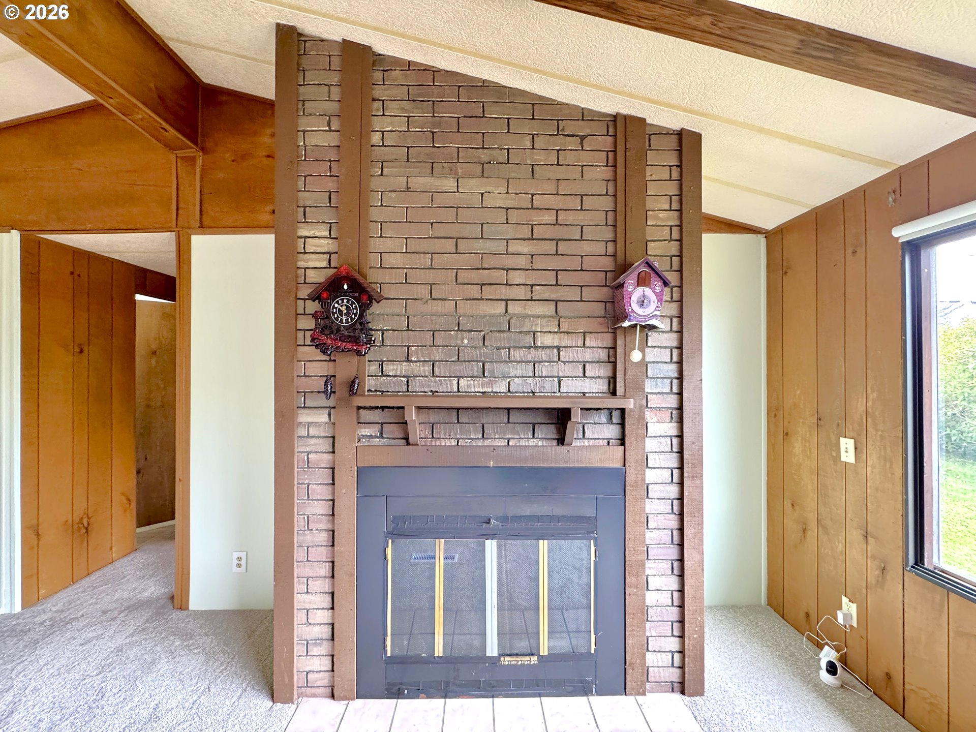 1029 Fifield Street Brookings, OR 97415 - Photo 12 of 44 Fireplace