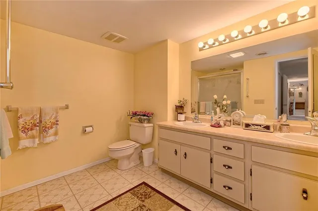 $245,000 | 3 Alta Vita Drive, Unit 104, Greensburg, PA 15601