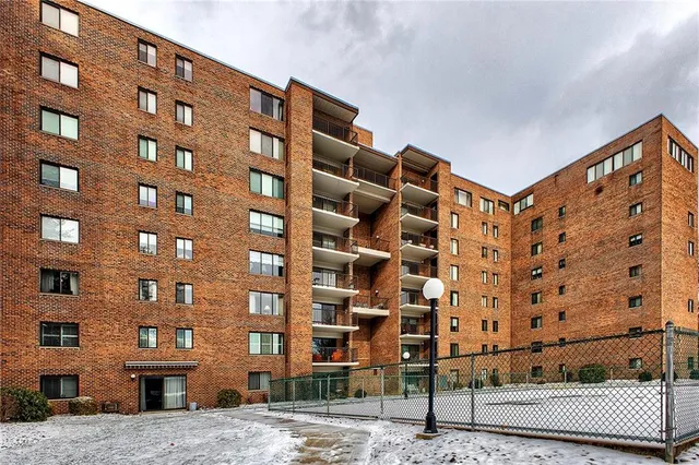 $245,000 | 3 Alta Vita Drive, Unit 104, Greensburg, PA 15601