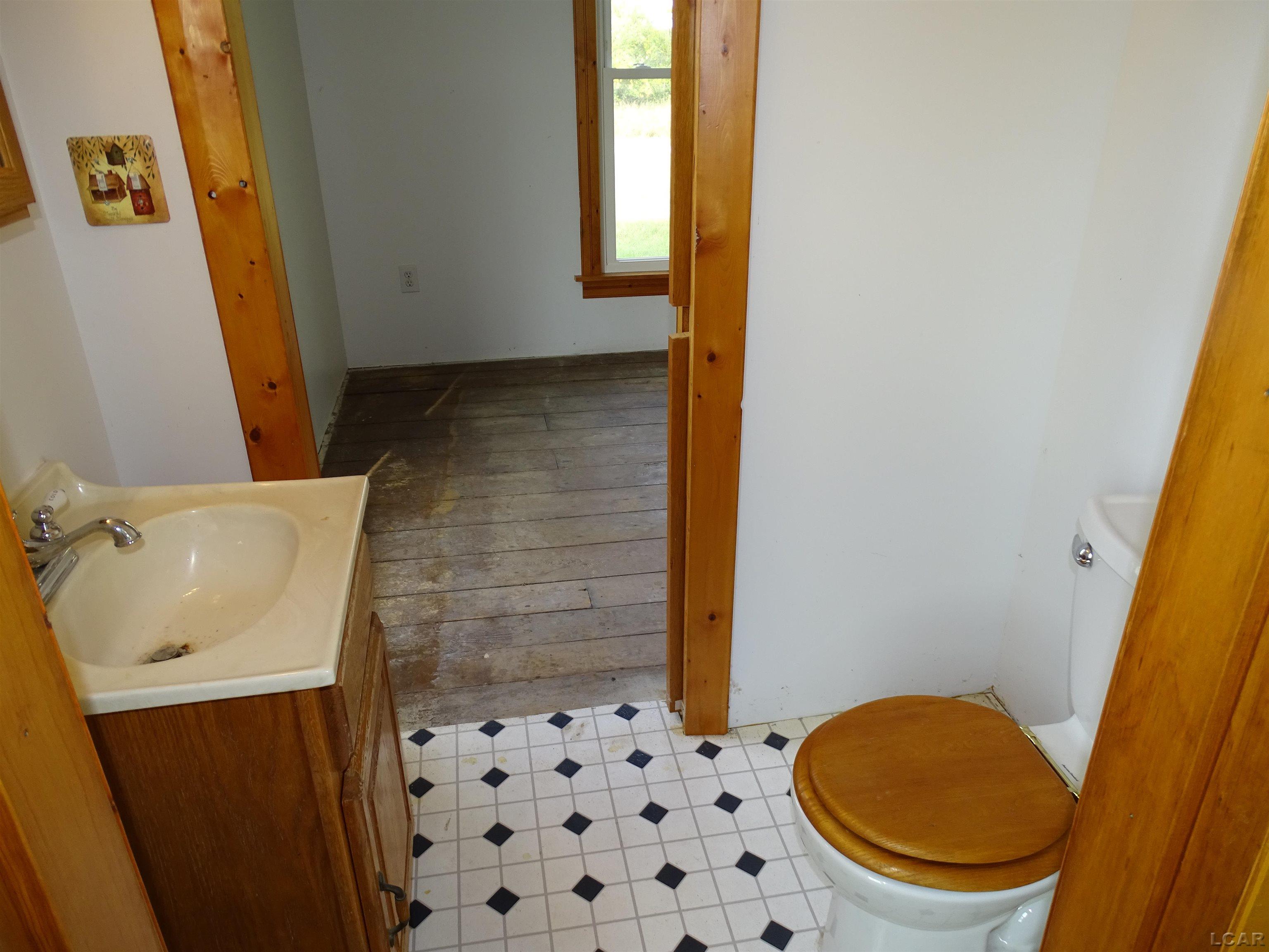 5803 Sutton Road Britton, MI 49229 - Photo 6 of 33