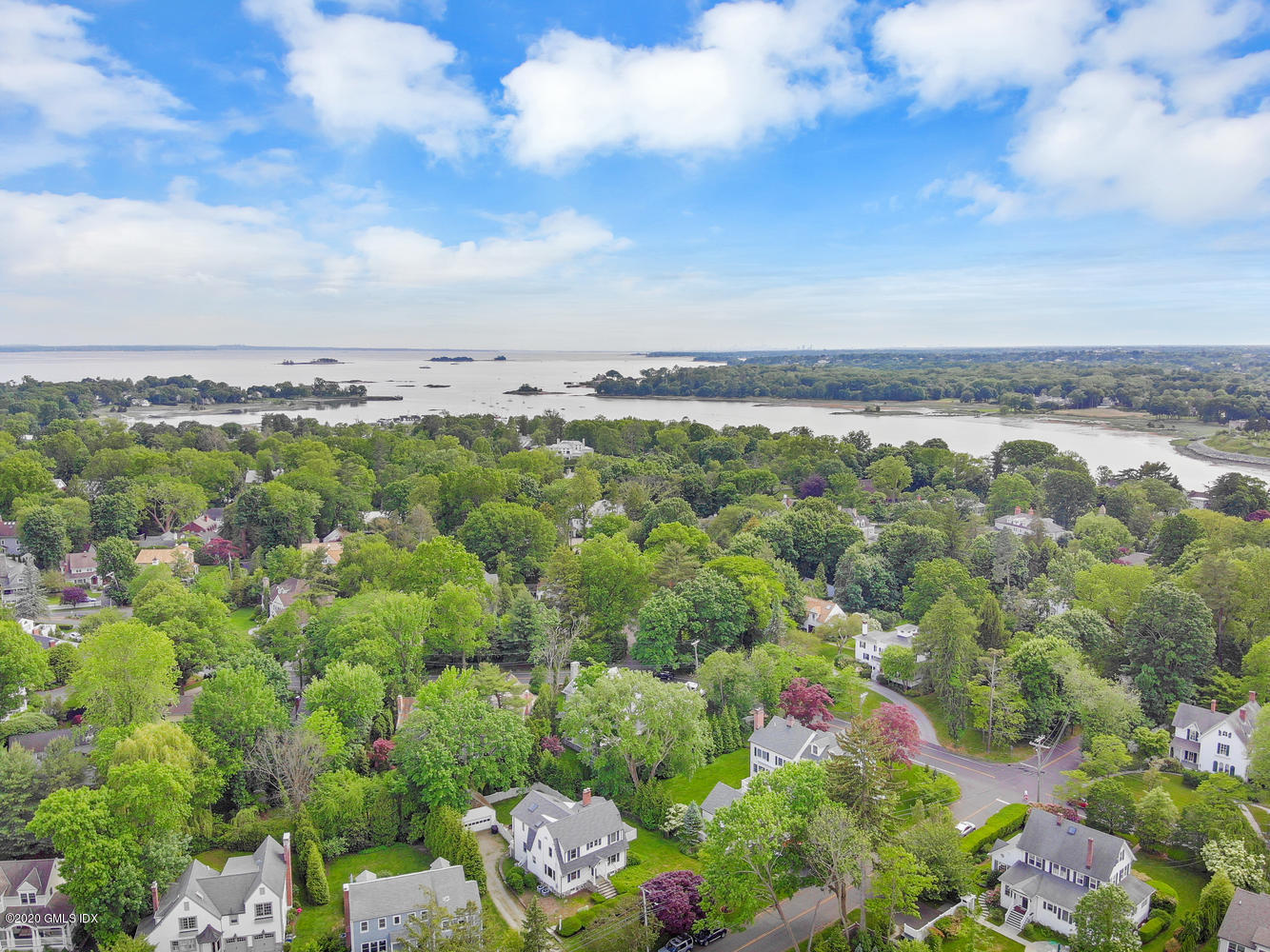 10 Lake Drive South, Unit SOUTH Riverside, CT 06878 - Photo 4 of 45 a view of a city