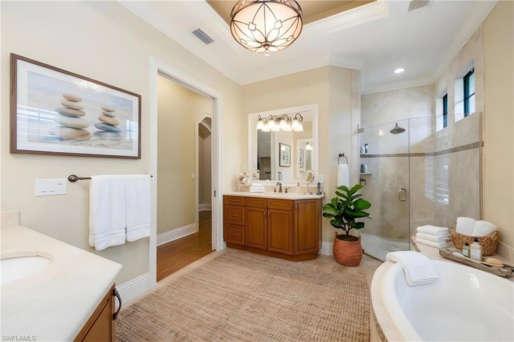 3310 Crayton Road Naples, FL 34103 - Photo 8 of 18 Gallery Image 8