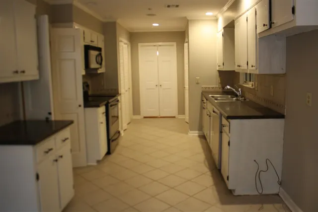 $2,200 | 1833 Greensprings Lane, Germantown, TN 38138