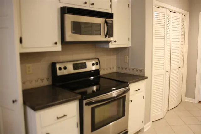 $2,200 | 1833 Greensprings Lane, Germantown, TN 38138