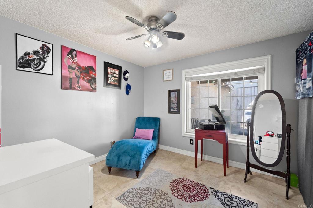 2461 Trace Road Spring Valley, CA 91978 - Photo 8 of 26 a living room with furniture