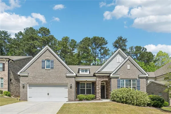 $639,000 | 330 La Perla Drive, Sugar Hill, GA 30518