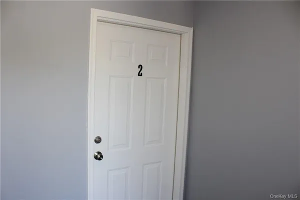 $1,850 | 3144 Rte 9W, Unit 3, New Windsor, NY 12553