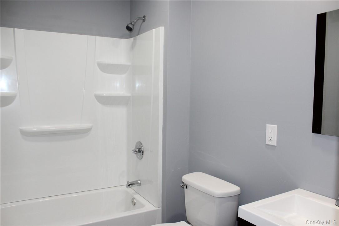 3144 Rte 9W, Unit 3 New Windsor, NY 12553 - Photo 8 of 15