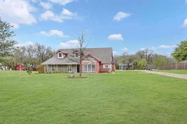 $625,000 | 130 Woodcreek Drive, Lowry Crossing, TX 75407