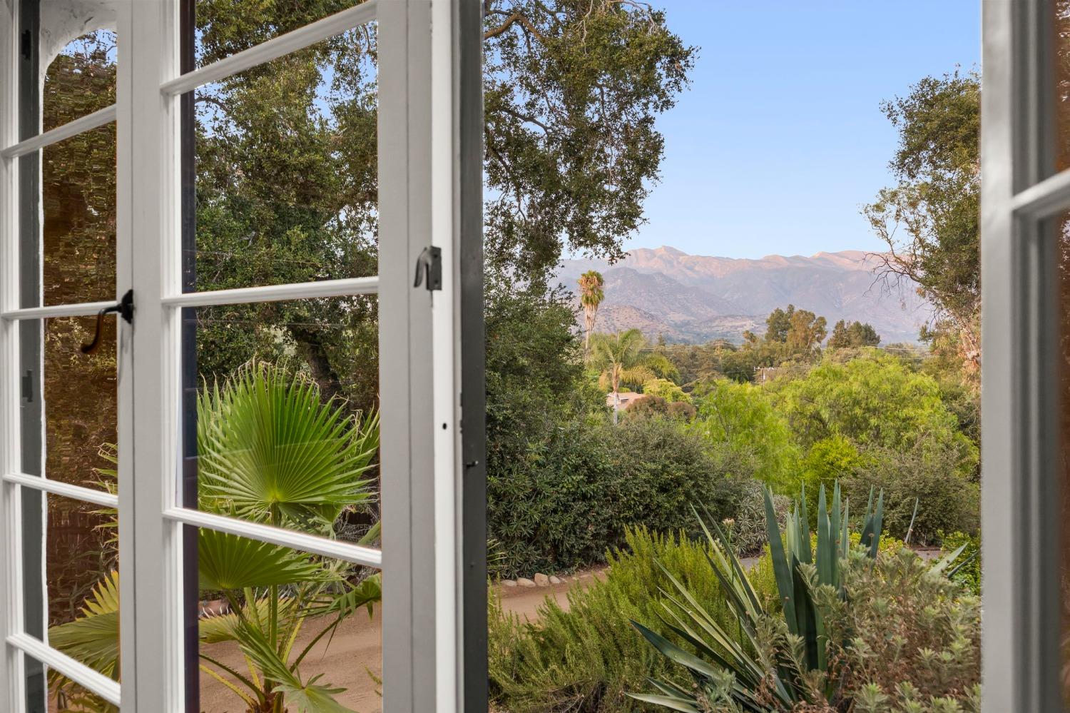 105 Foothill Road Ojai, CA 93023 - Photo 14 of 38 a view of a window