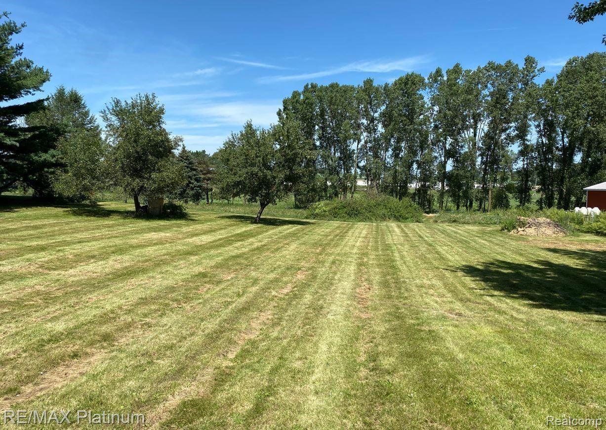 3855 Faussett Road Howell, MI 48855 - Photo 13 of 15 3.JPG