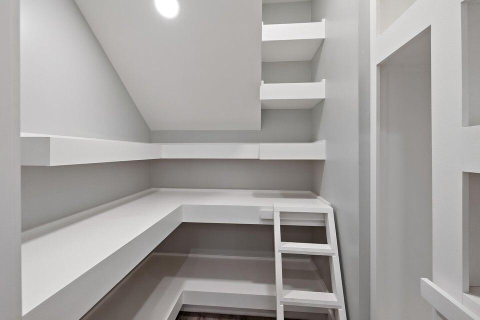 3034 Baltimore Street Charleston, SC 29492 - Photo 7 of 22 20241220200430493626000000-o