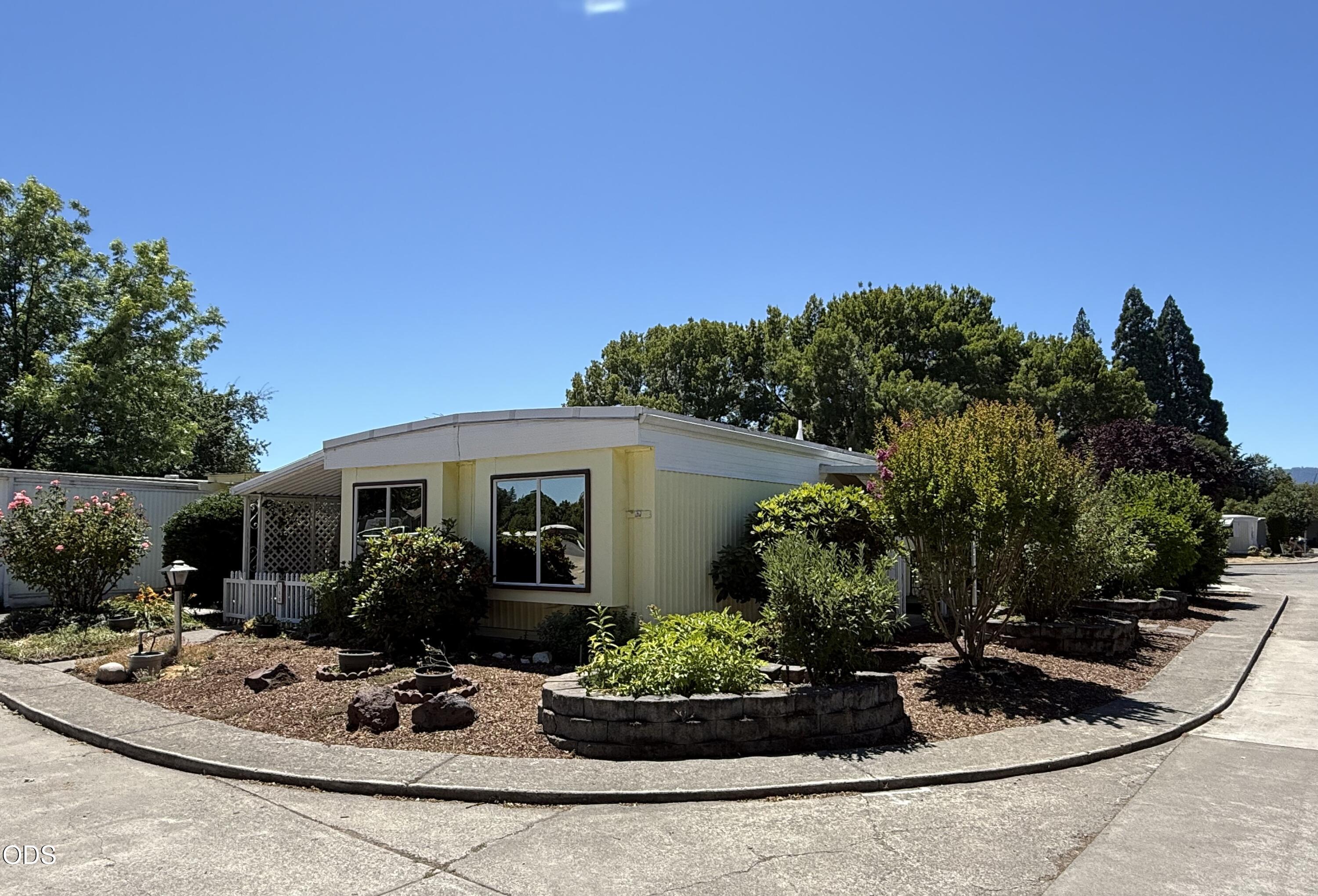 2252 Table Rock Road, Unit SPC 143 Medford, OR 97501 - Photo 12 of 12