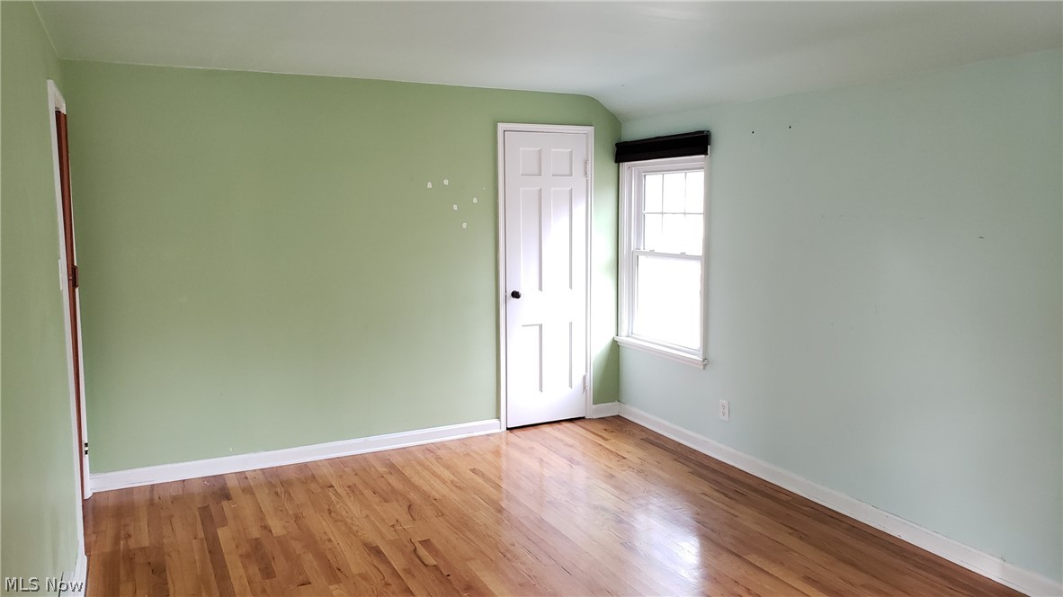 1744 Sunview Road Lyndhurst, OH 44124 - Photo 14 of 19