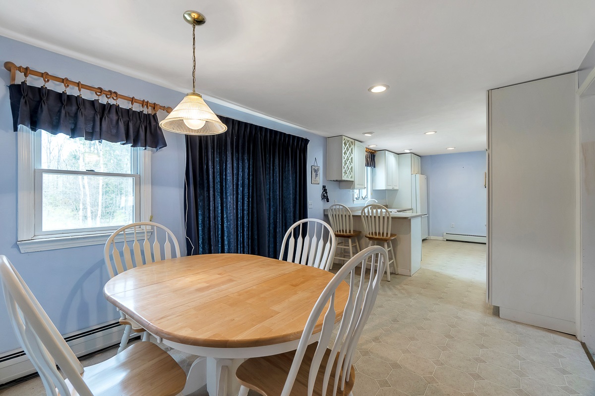 65 Fox Garrison Road Lee, NH 03861 - Photo 22 of 36