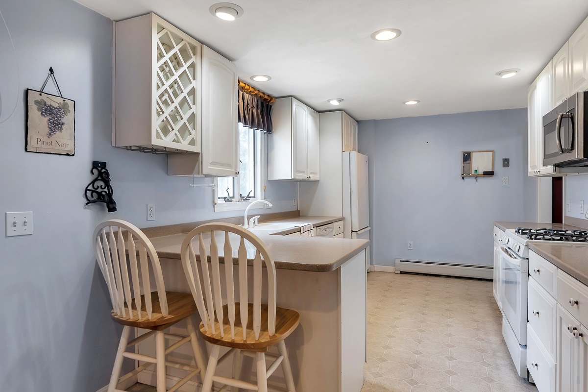 65 Fox Garrison Road Lee, NH 03861 - Photo 23 of 36