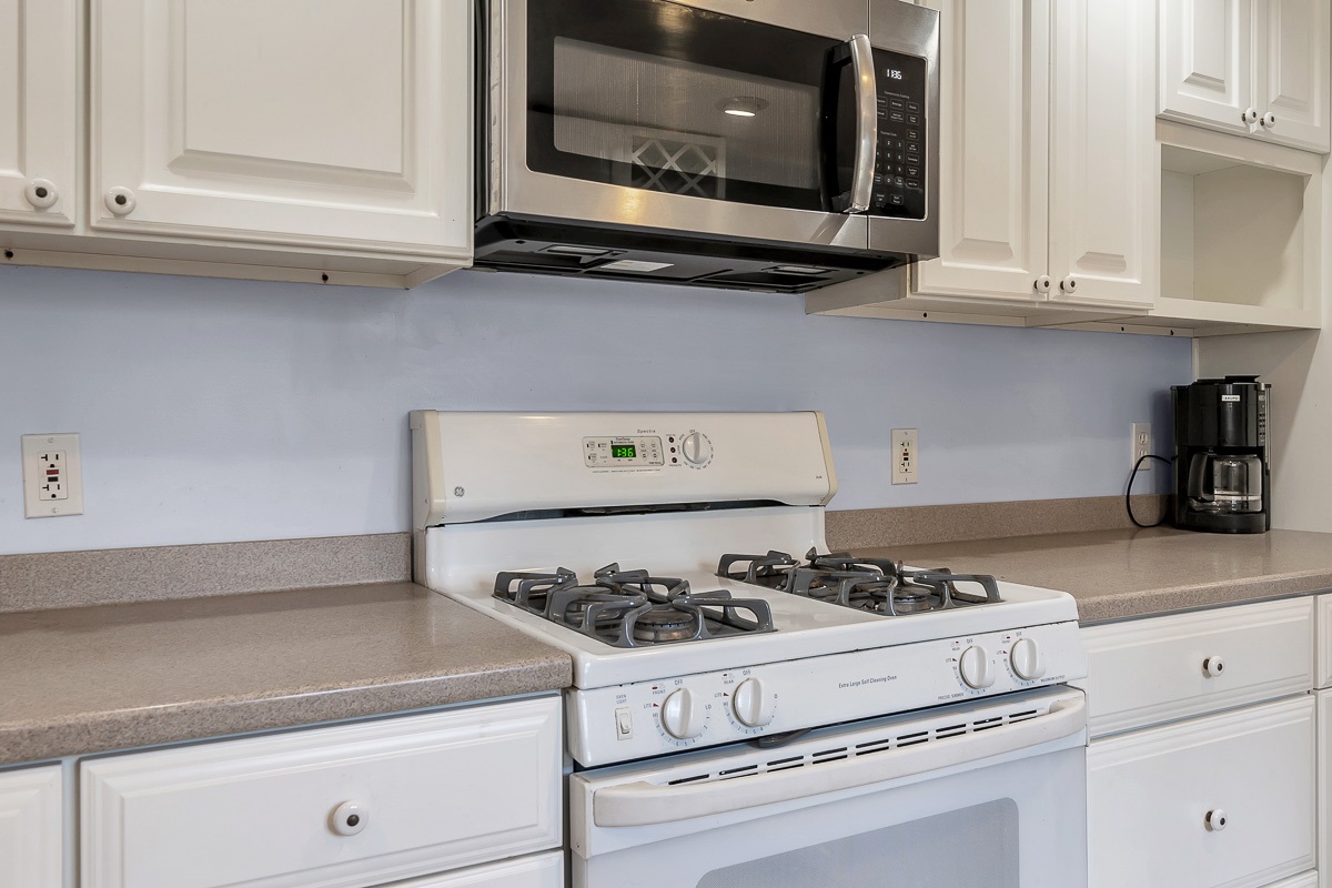 65 Fox Garrison Road Lee, NH 03861 - Photo 26 of 36
