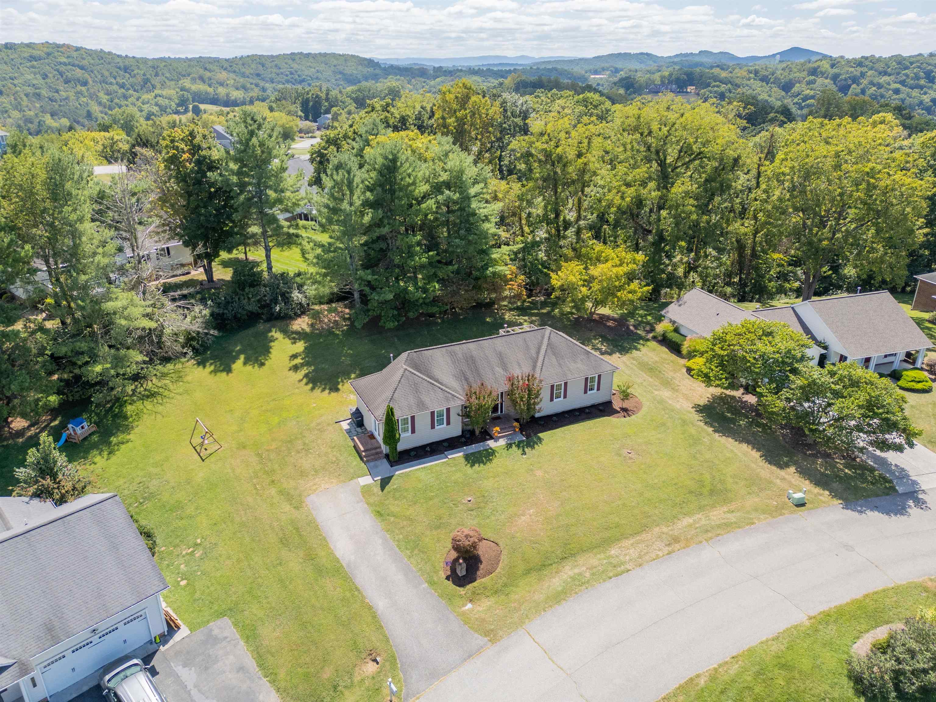 509 Meadow Ridge Radford, VA 24141 - Photo 55 of 57 Gallery Image 55