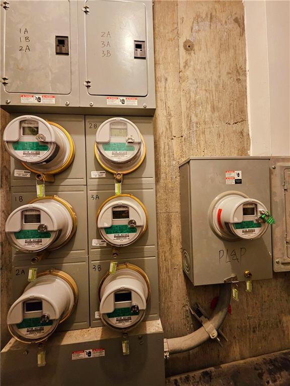 1820 73rd Street, Unit 1A Brooklyn, NY 11204 - Photo 18 of 20 a bathroom with a toilet a sink and a mirror
