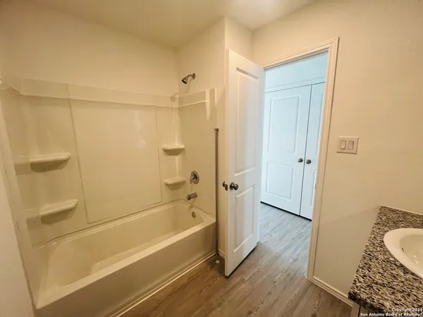 $1,650 | 5475 Calton Bend, San Antonio, TX 78253