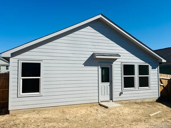 $1,650 | 5475 Calton Bend, San Antonio, TX 78253