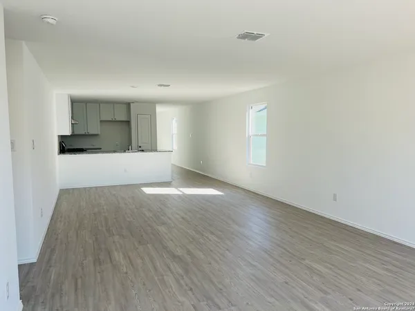 $1,650 | 5475 Calton Bend, San Antonio, TX 78253