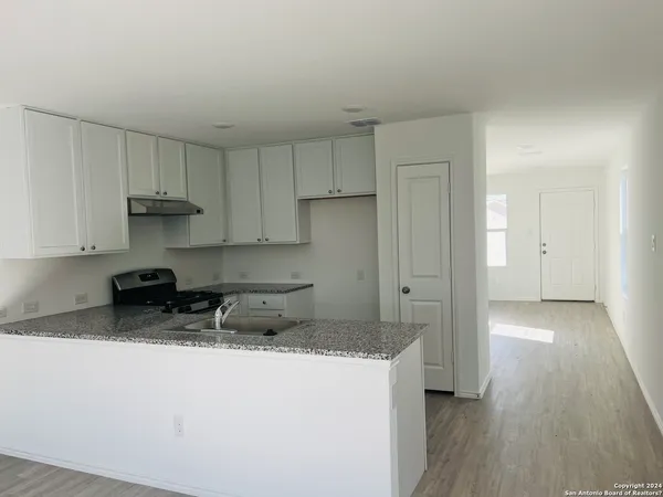$1,650 | 5475 Calton Bend, San Antonio, TX 78253