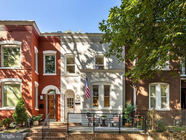 $825,000 | 235 14th Street Southeast, Washington, DC 20003