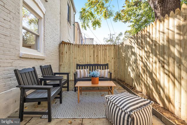 $825,000 | 235 14th Street Southeast, Washington, DC 20003