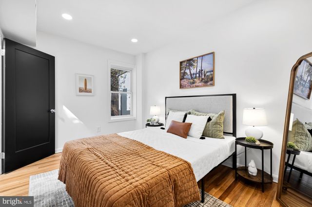 $825,000 | 235 14th Street Southeast, Washington, DC 20003