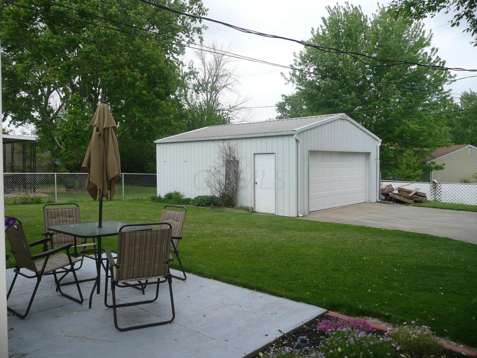 691 Liberty Road Delaware, OH 43015 - Photo 4 of 15 Gallery Image 4